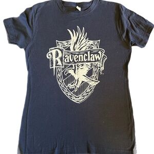 Harry Potter Ravenclaw Navy Blue Tee - size M